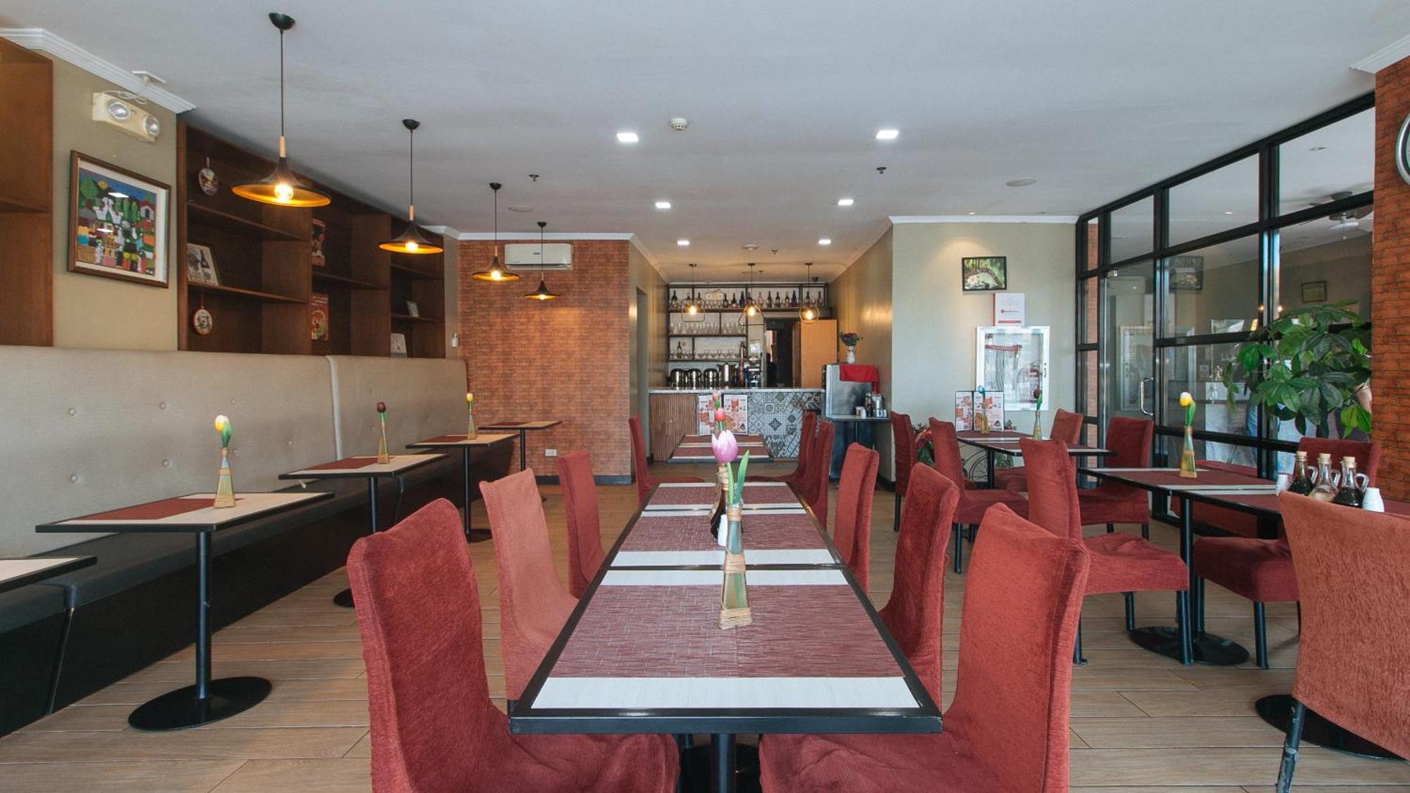 Reddoorz Plus At Mm Hotel Las Pinas Former Reddoorz Plus Near Bamboo Organ Экстерьер фото