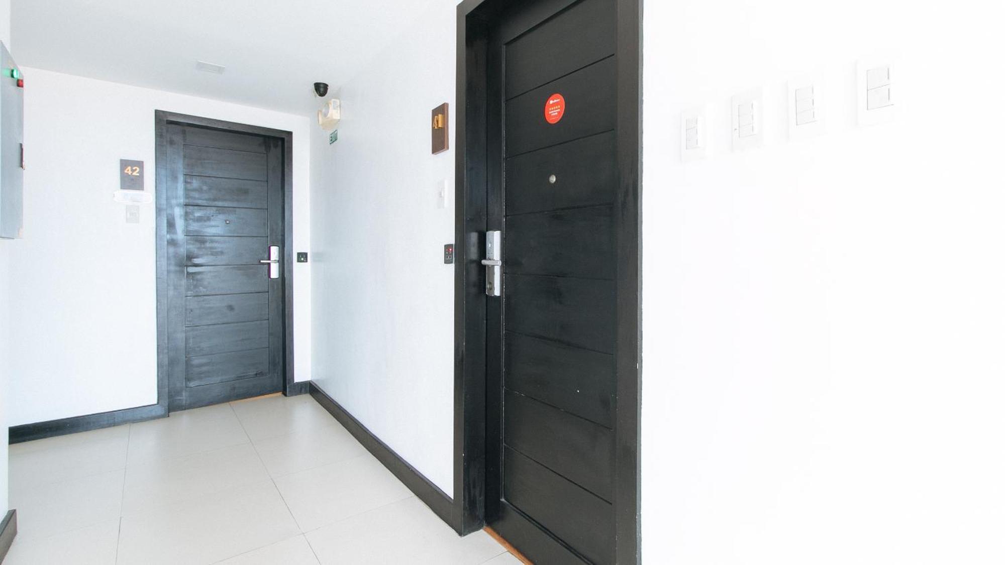 Reddoorz Plus At Mm Hotel Las Pinas Former Reddoorz Plus Near Bamboo Organ Экстерьер фото