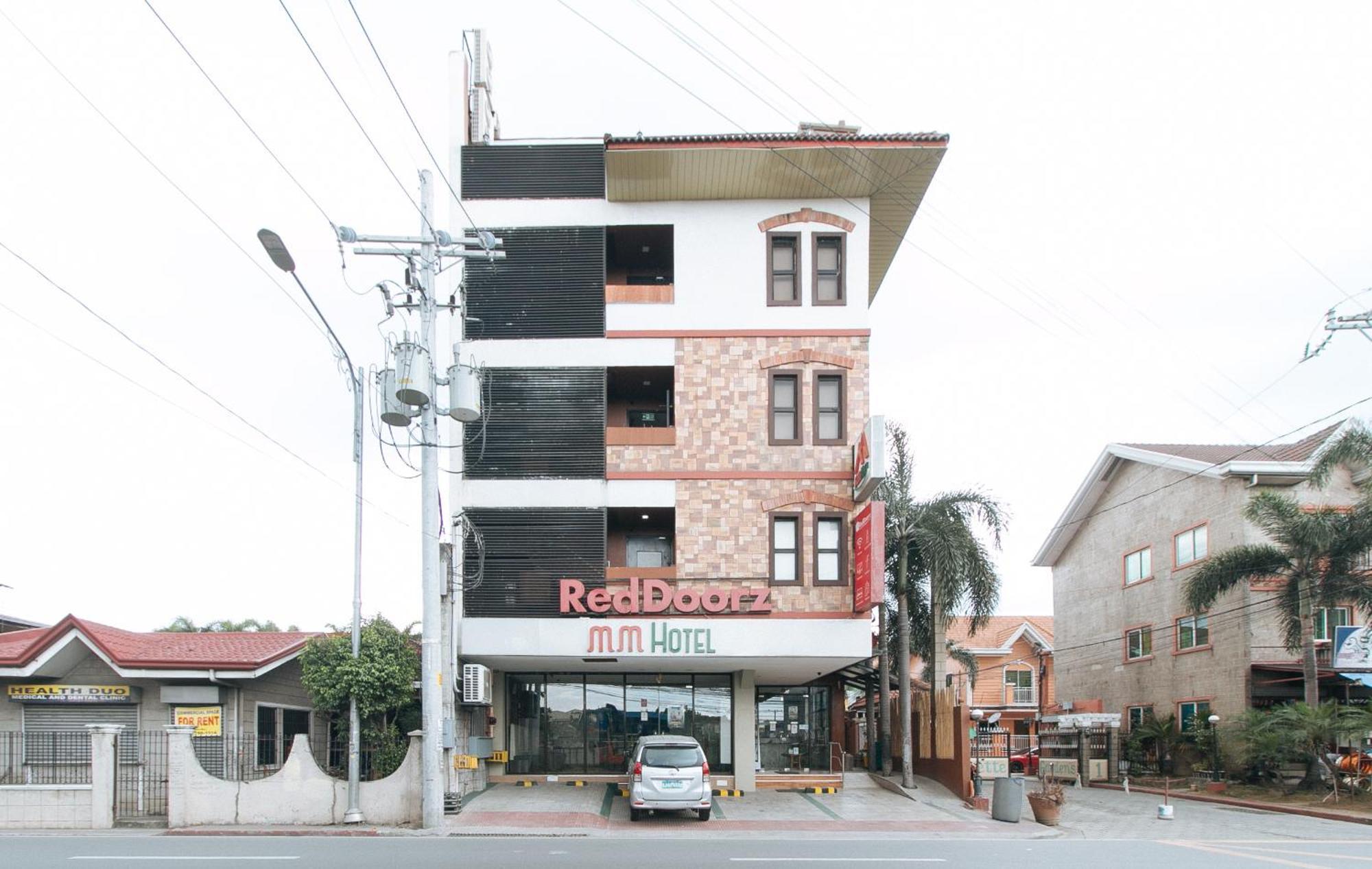 Reddoorz Plus At Mm Hotel Las Pinas Former Reddoorz Plus Near Bamboo Organ Экстерьер фото