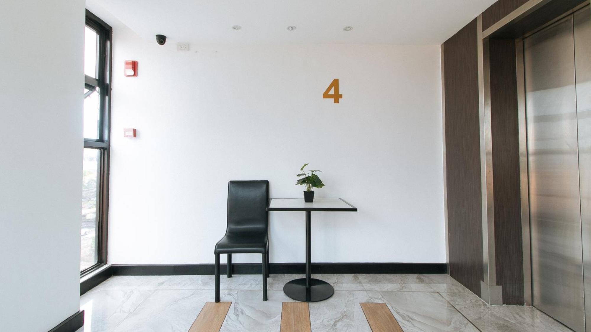 Reddoorz Plus At Mm Hotel Las Pinas Former Reddoorz Plus Near Bamboo Organ Экстерьер фото